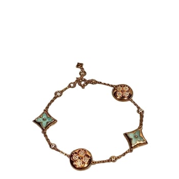 Réz alapanyagú rombusz formájú négylevelű karkötő, elektroplatolás, He Sheng márka, női kézi ékszer, 2025 nyár, személyes stílus