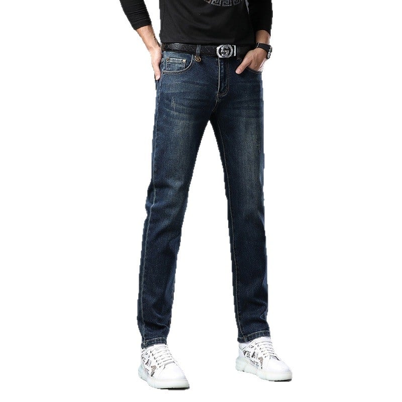 Férfi denimnadrágok, slim-taperes szabásvonal, középmagas derék, gombos záródás, pamut denim, velúr bélés, 2025 téli szezon