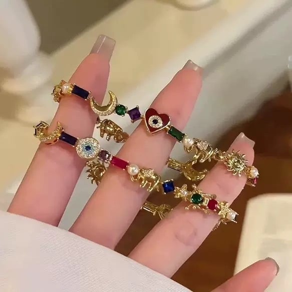 Rézötvözet csillag alakú karkötő nőknek, galvanált felülettel.