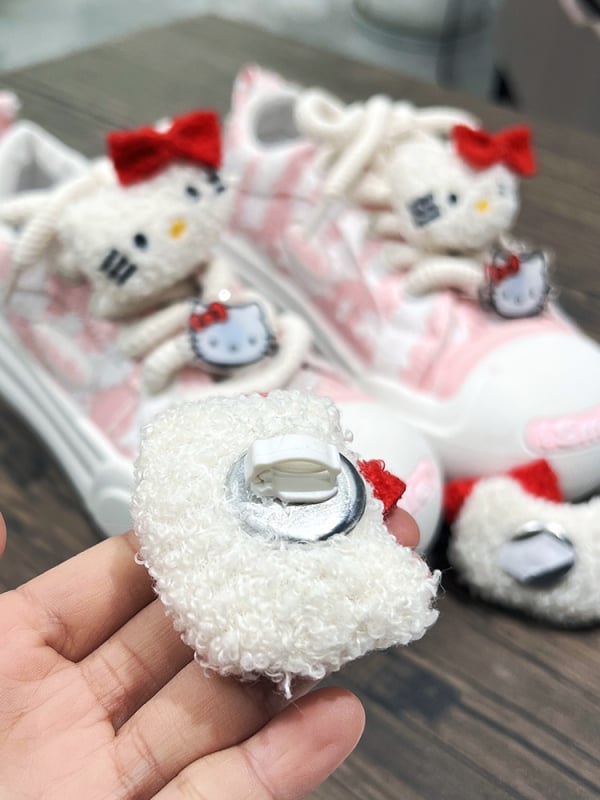 Macskás cipőfűzőcsat, karikatúra stílusú, univerzális modell, Sister leaves márka, minden évszakhoz alkalmas