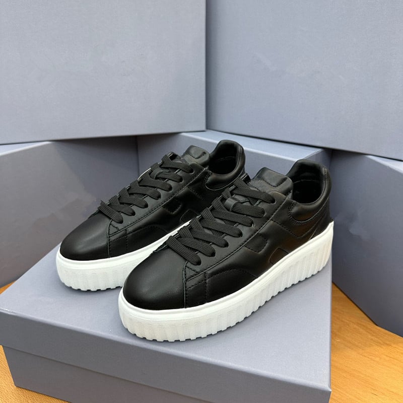 Női vastag talpú platformos tornacipő - fűzők, felső marha bőrből, belső bárányszőrmés bélés, gumi talp