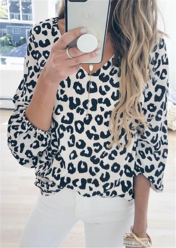 Top din bumbac cu imprimeu, decolteu în V și mâneci clopot