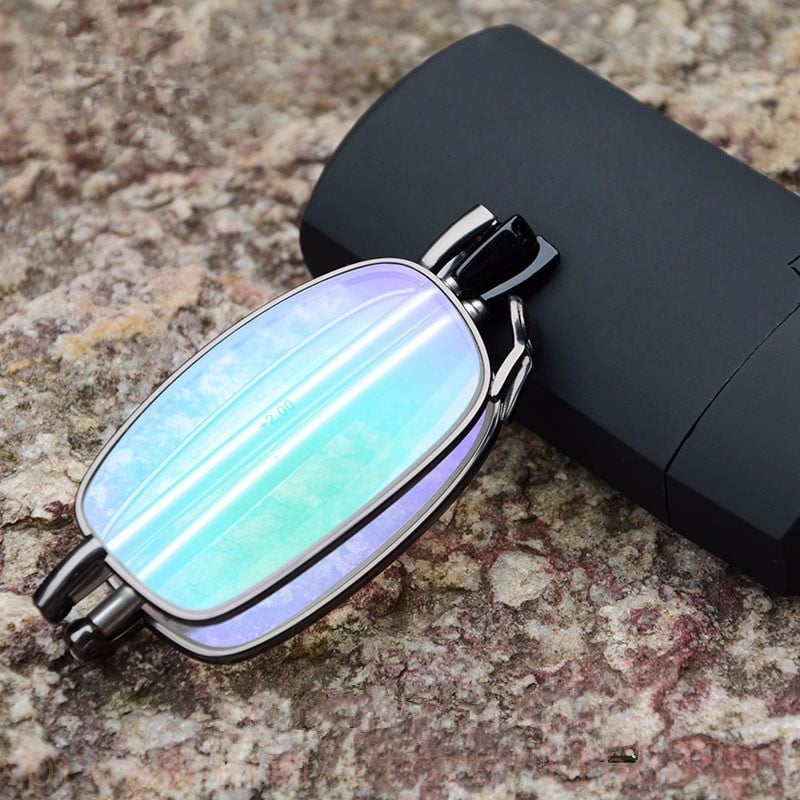 Olvasószemüveg B 001 — tiszta titán, teljes fém keret, uniszex dizájn