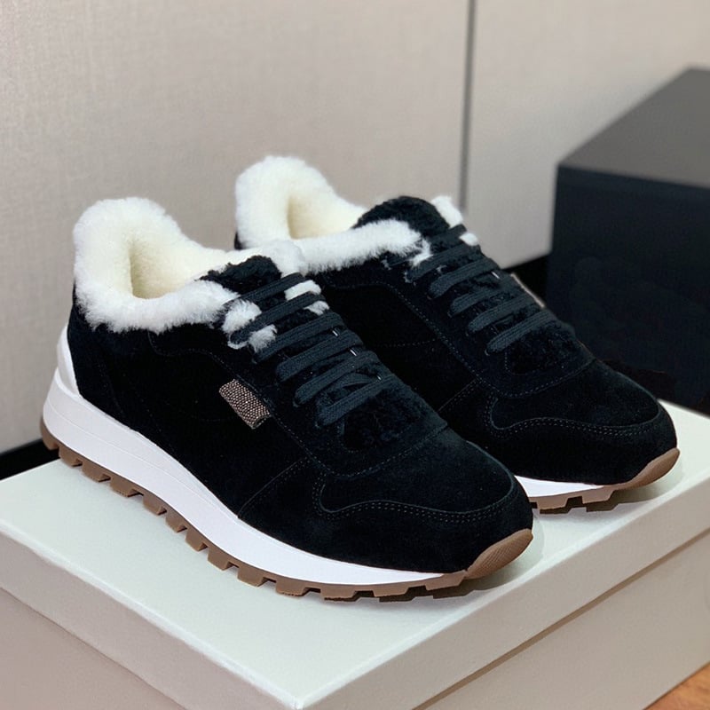 Дамски кожени маратонки с вълнена подплата, дебели подметки, връзки отпред, нисък ток 1–3 см