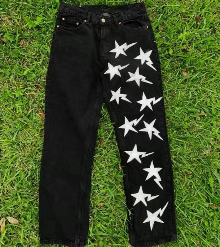 Hip-hop mintás farmernadrág, bő egyenes szabás, középmagas derék, cipzár, poliészter 60–70%