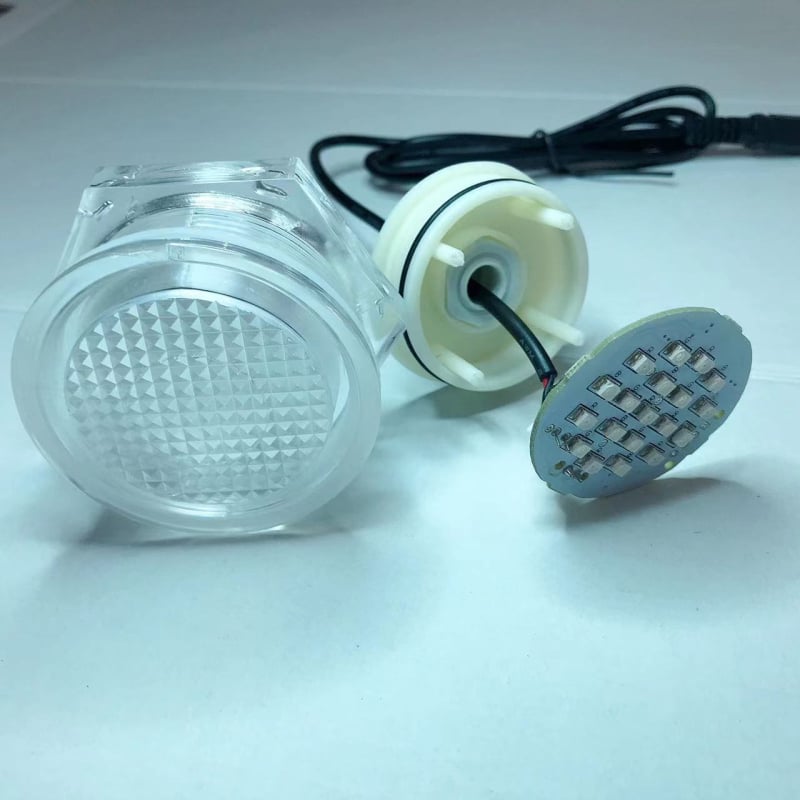 Fürdőkádban használható LED világítás színváltóval, PC anyag, 12V üzemmód, fényűző stílus