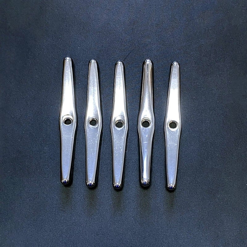 Cârlig pentru ventilul de drenaj la rezervorul de toaletă (Oțel inoxidabil; Montaj cu eliberare rapidă superioară; Brand Huidongli; Stil Modern Simplu)