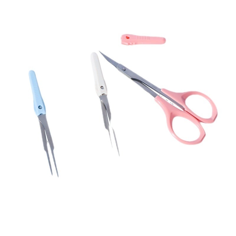 Rozsdamentes acélból készült kozmetikai olló, szemöldök- és orrszőr ollóval, kerek fejű és hajlított heggyel.