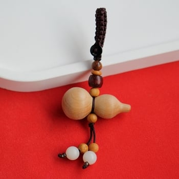 Autókulcs-gyűrű barackfa anyagból, Mu ran márka, modell 888