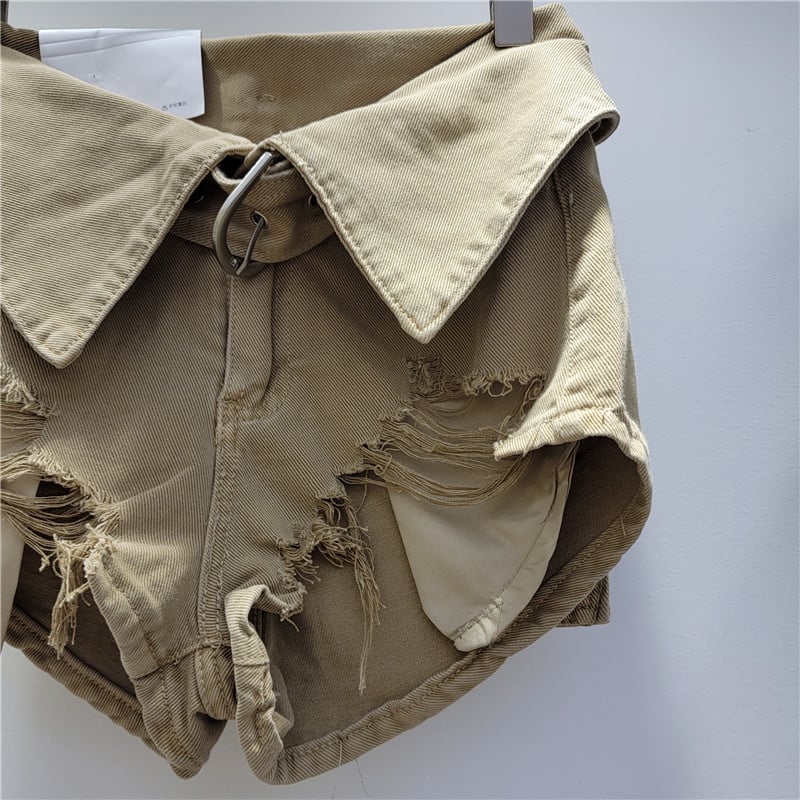 Női vintage repesztett farmernadrág, magas derék, széles lábú, 70–80% pamut, 3/4 hossz.