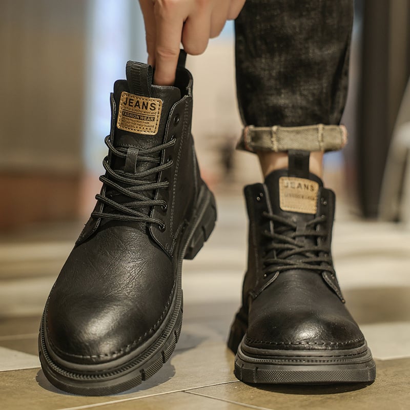 Férfi Martin csizma, koreai stílus, középmagas szár, mikroszálas felépítés, gumitalp, elöl fűzőkkel