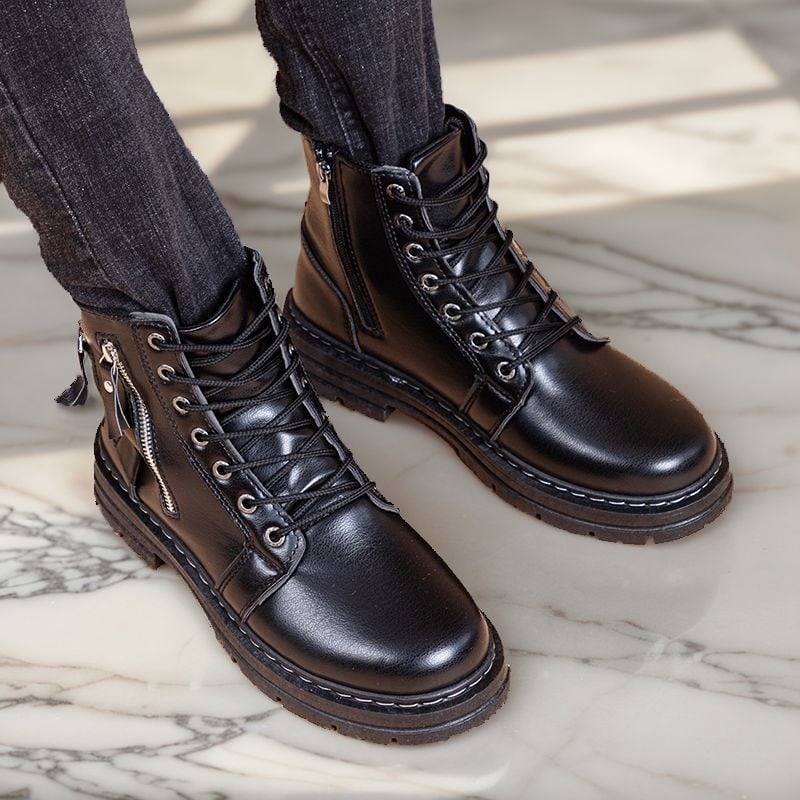 Martin bakancsok férfiaknak, téli, felső rész mikroszálas bőrből, talp gumi, bélés báránybőrrel, belső talp pamut, vastag talp