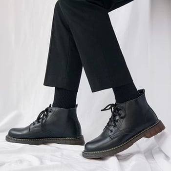 Férfi Martin csizmák, magasított, brit stílus, magasságnövelő, felső rész split bőrből, gumírozott talp