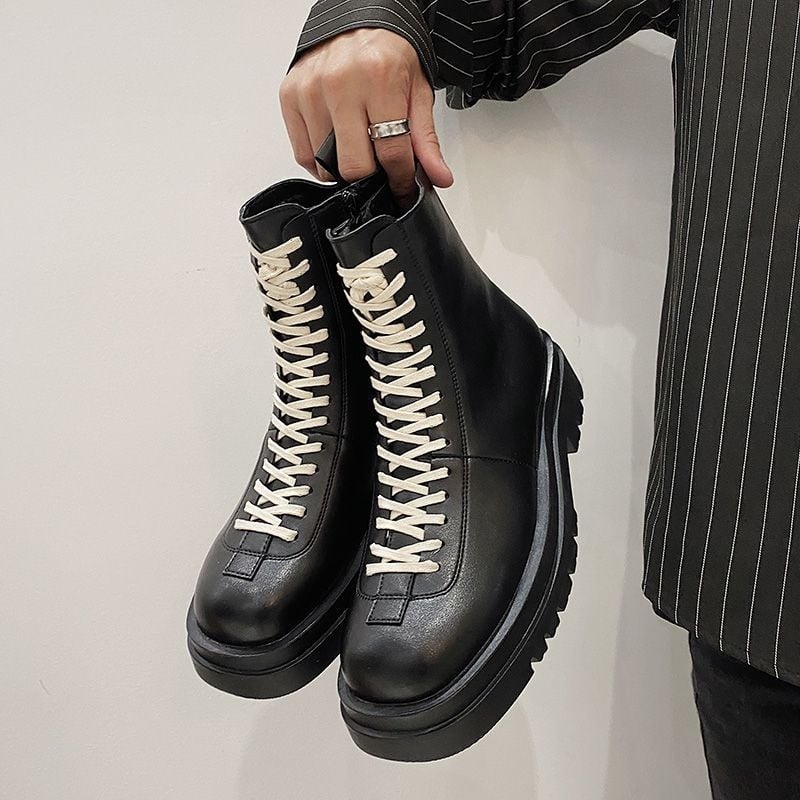 Férfi magas talpú csizma Martin stílusban, gumitalp, csúszásmentes, kopásálló, varrott konstrukció, egész évben viselhető