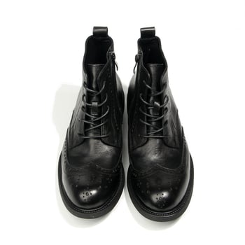 Férfi bőr csizmák – retró stílus, felső rész: elsőrétegű marhabőrből, belső: disznóbőr, talp: összetett konstrukció