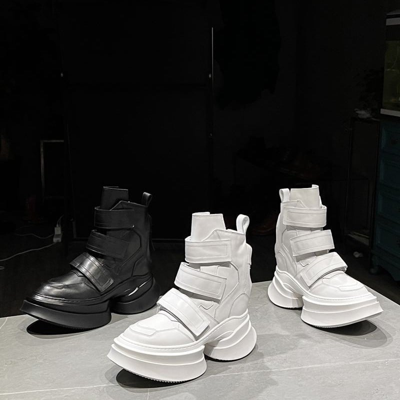 Martin csizmák vastag talppal a magasság növelésére, Velcro zárás, felsőrész valódi bőrből, gumitalp, sarka 6–8 cm