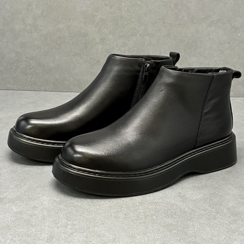 Férfi Chelsea csizmák ősz-télre vastag talppal, felsőrész első réteg marhabőrből, oldalsó cipzár, belső bélés első réteg disznó bőrből, talp habból