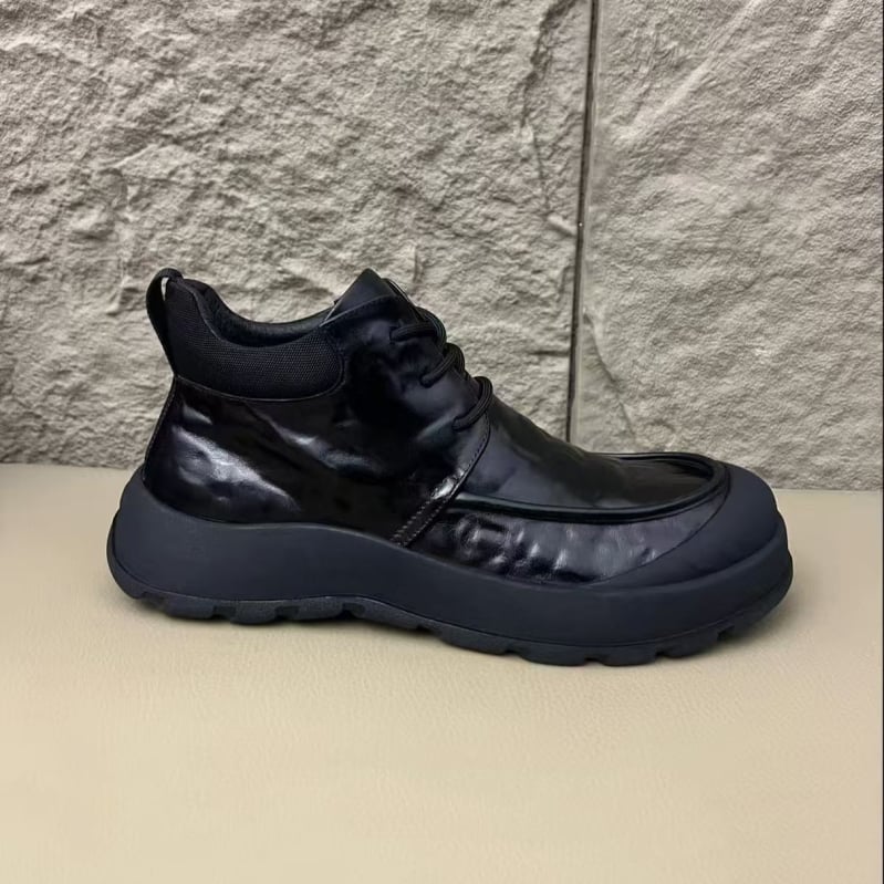 Martin bakancs télre - középmagas szár, pamut bélés, kör alakú orr, gumírozott talp, előfűzés, csúszásmentes, meleg