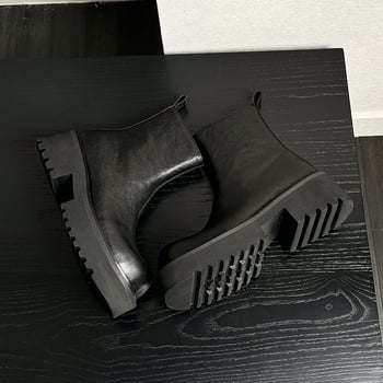 Martin bakancs férfiaknak 6 cm-es magasság-növeléssel, vastag sarka, oldalsó cipzár, felső rész első osztályú marhabőr, talp gumi-hab