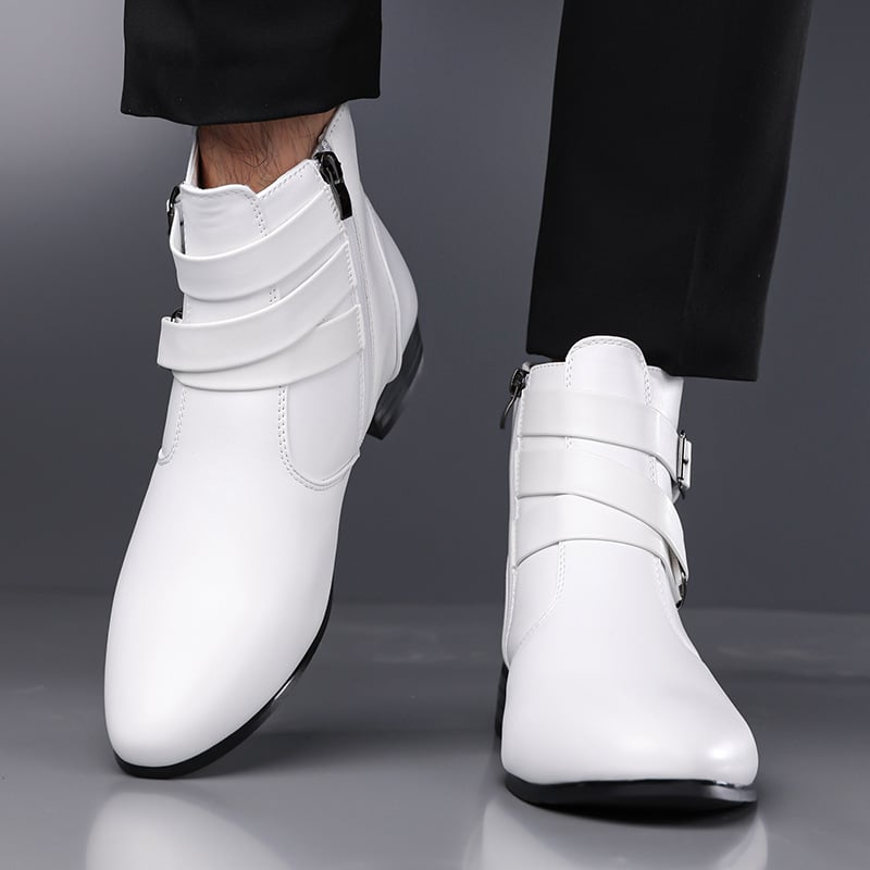 Bőr csizmák, magas szárú, hegyes orrú, PU felső rész, gumírozott talp, oldalsó cipzár