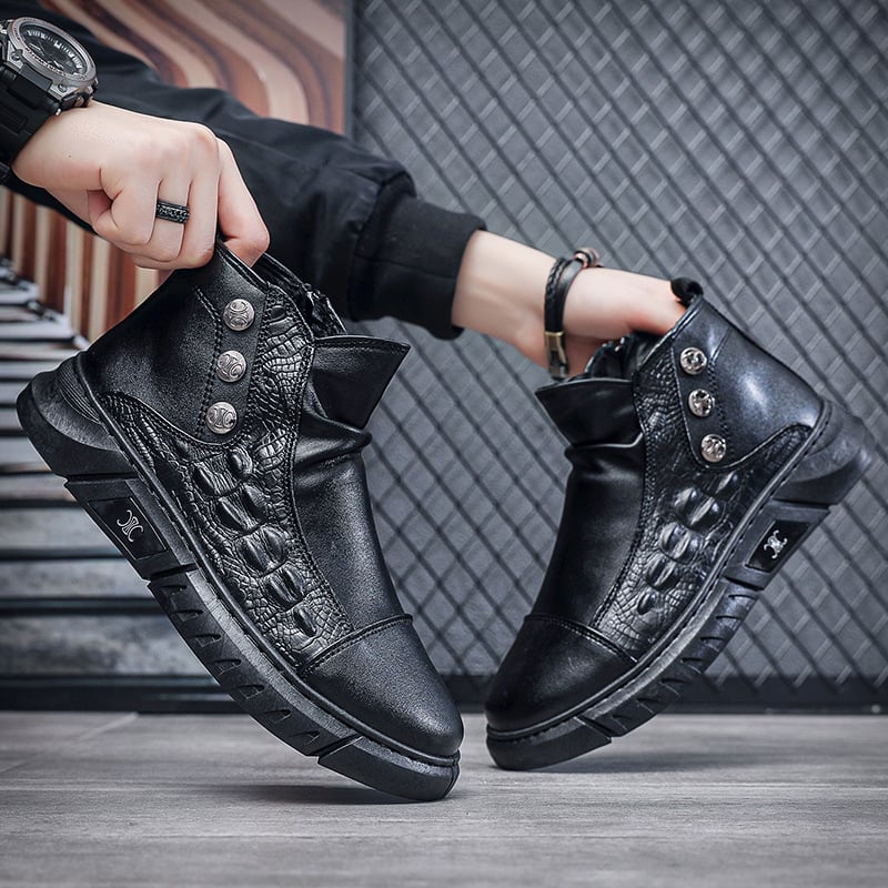 Brit-stílusú magasított férfi csizma, krokodil mintás PU felsőrész, PVC talp, injektált formázási technológia