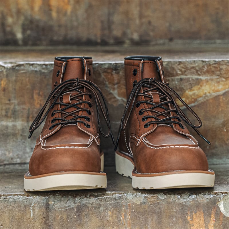 Bőr Martin csizma, uniszex, felsőrész kevert anyagból, gumí talp, középső szár, elöl fűzőzár