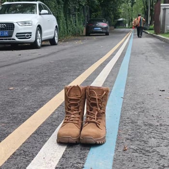 Magas szárú bakancs, gumi talp, vízálló, légáteresztő, könnyű EVA belsőbetét