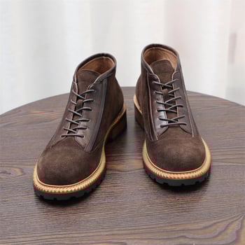 Martin csizma nubuk bőrrel, középmagas szár, gumi talp, alacsony sarok 1–3 cm