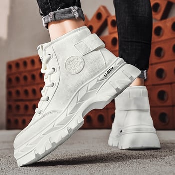 Martin csizmák PU felsővel, gumírozott talppal, kerek orrú, injektált formázott talp