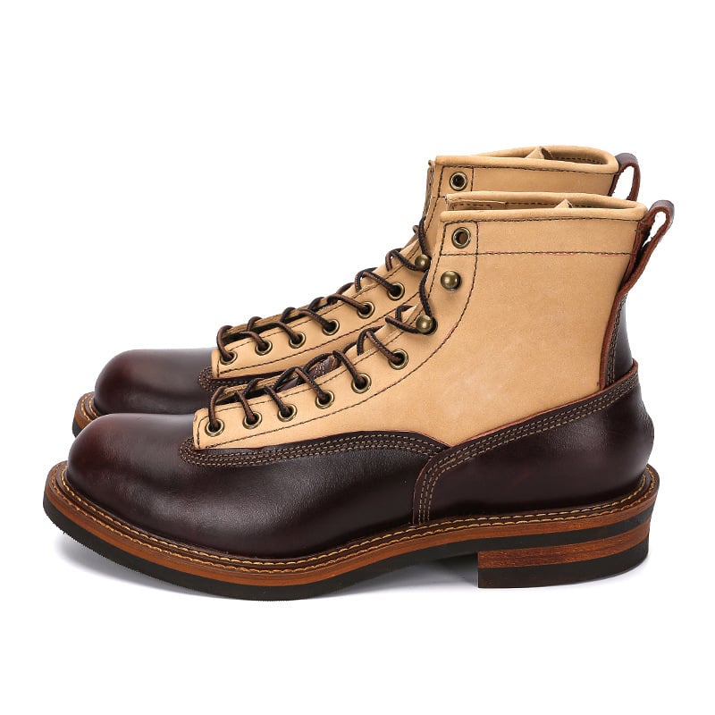 Férfi Martin bakancs - Felső anyag: Valódi bőr; Talpabetét anyaga: EVA; Belső anyag: Valódi bőr; Orr formája: Kör; Sarokmagasság: Alacsony 1-3 cm