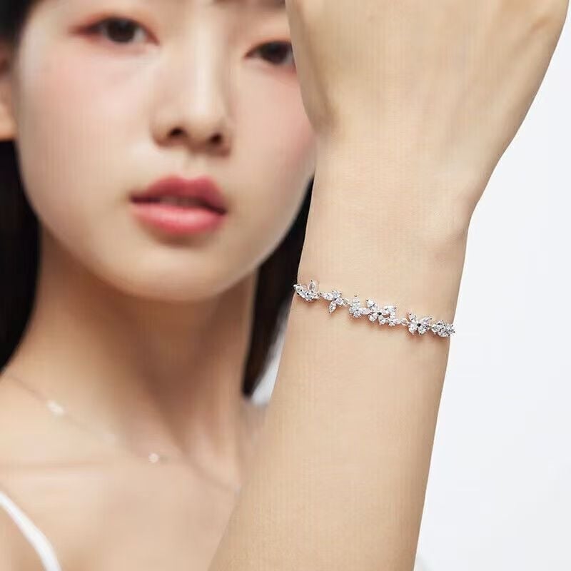 Rézből készült wisteria virágos karkötő, elektroplatált felülettel, uniszex, elegáns stílus, tavasz 2025