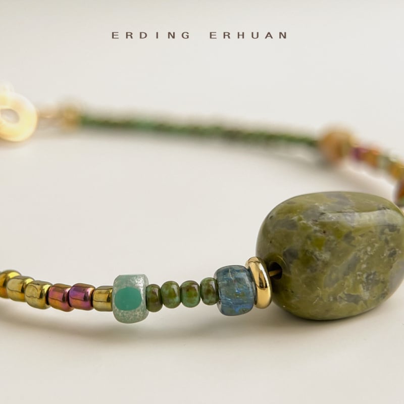 Kézzel készített karkötő természetes kő és rizsszemekből, új kínai stílus, geometriai forma, nők számára, nyár 2025