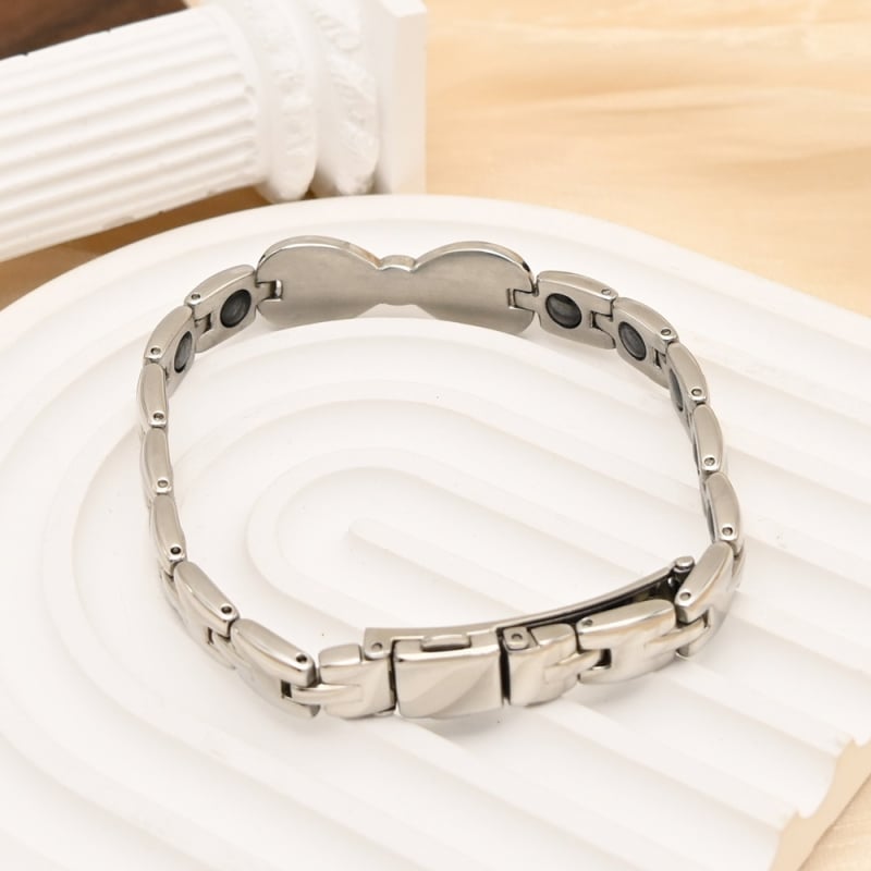 Titánacél karkötő elektroplattált felülettel, női személyes stílus — eredet Dongguan