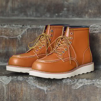 Martin csizmák kevert felsőrész, gumitalp, kerek orr, középmagas szár, 3-5 cm sarok, mindennapi stílus