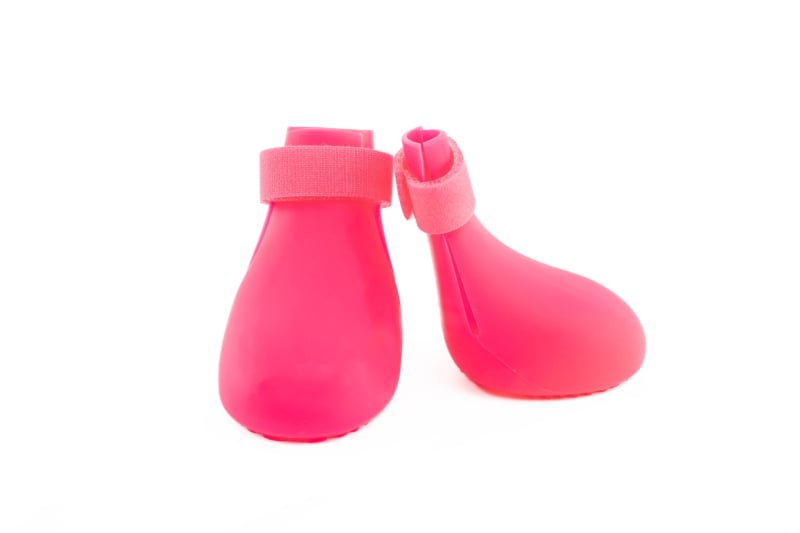 Kutyáknak készített esőcsizmák – gumi alapanyagú, vízálló, csúszásmentes, kopásálló, INS-stílus
