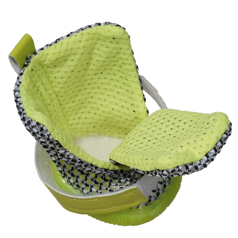 Gumiból készült kutyacipő, lélegző hálós felső, csúszásmentes talp, kopásálló