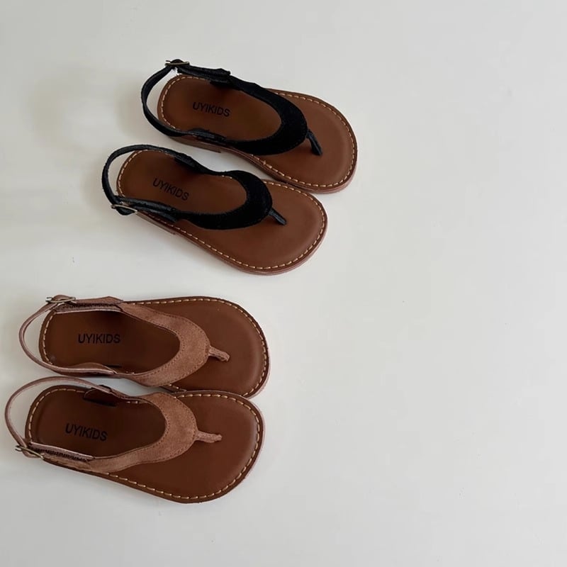 Koreai stílusú gyerek strandpapucs, uniszex – nubuk bőr felső rész, Velcro zárás, gumírozott talp, egyszínű, 4–12 éveseknek