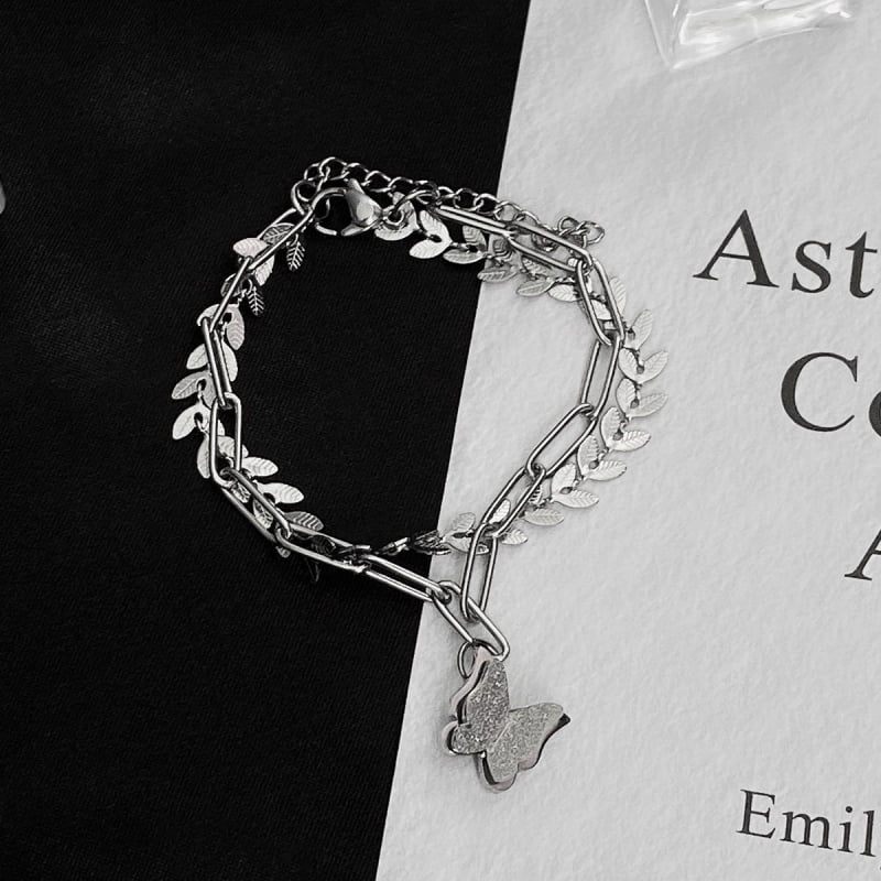 Női titánacél kettős rétegű pillangó karkötő minimalist dizájnnal