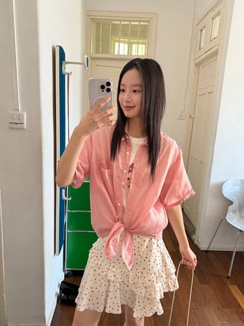 Női ramie anyagú rövid ujjú ing, koreai–japán lazább stílus, bő szabás, gallér, egy soros gombolás