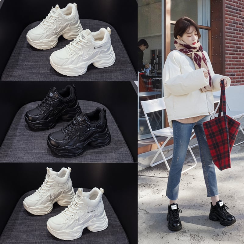 Γυναικεία παπούτσια σε στυλ dad shoes, στρογγυλή μύτη, παχιά κωνική σόλα, κορδόνια, αύξηση ύψους