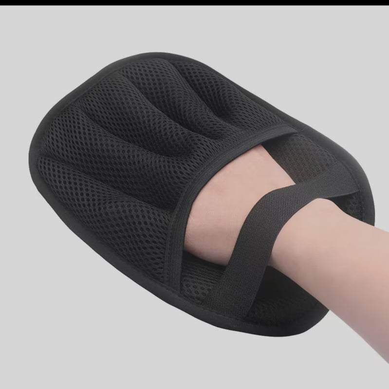 Háziállat ápoló kesztyű a szőr eltávolítására (TPR anyag; macskák és kutyák számára; szőr eltávolítás)