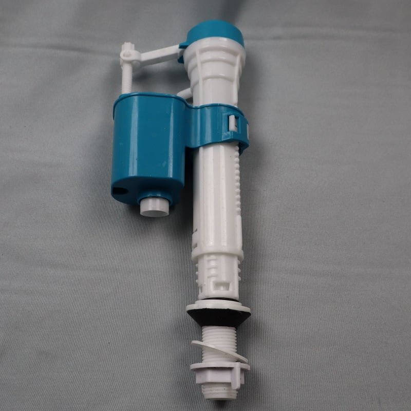 WC-tartály alkatrészek készlet: univerzális vízellátó szelep, ürítő szelep és öblítő gomb — eredeti teljes készlet