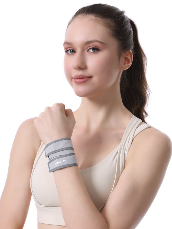 Sennray csuklópánt, légáteresztő hálós anyag, izzadságszívó, ficam elleni védelem, univerzális illeszkedés edzéshez és sporthoz