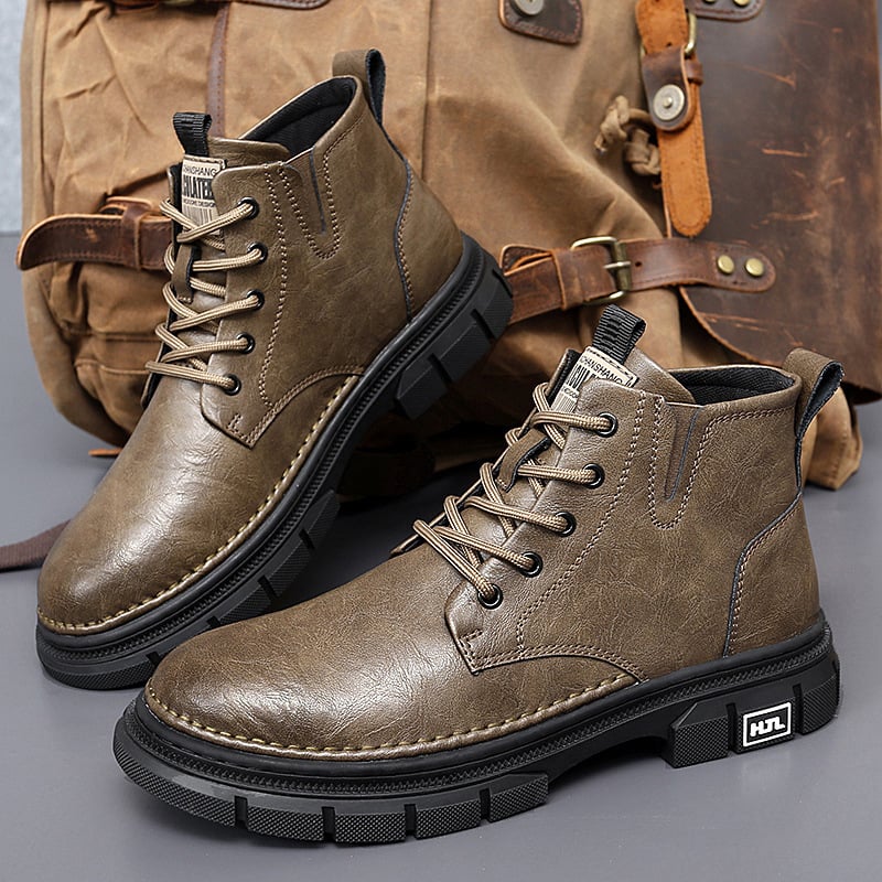 Férfi Martin csizma, középmagas, vamp tehénbőrből, gumitalp, fűző, téli viselet