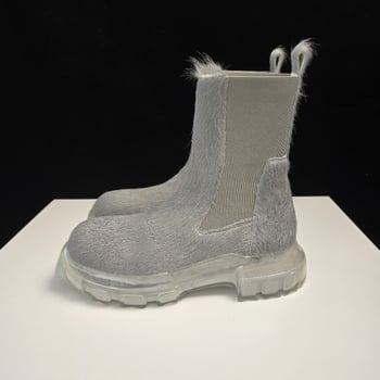 Chelsea bakancs, magas szárú, vastag sarok, kerek orr, első réteg marhabőr