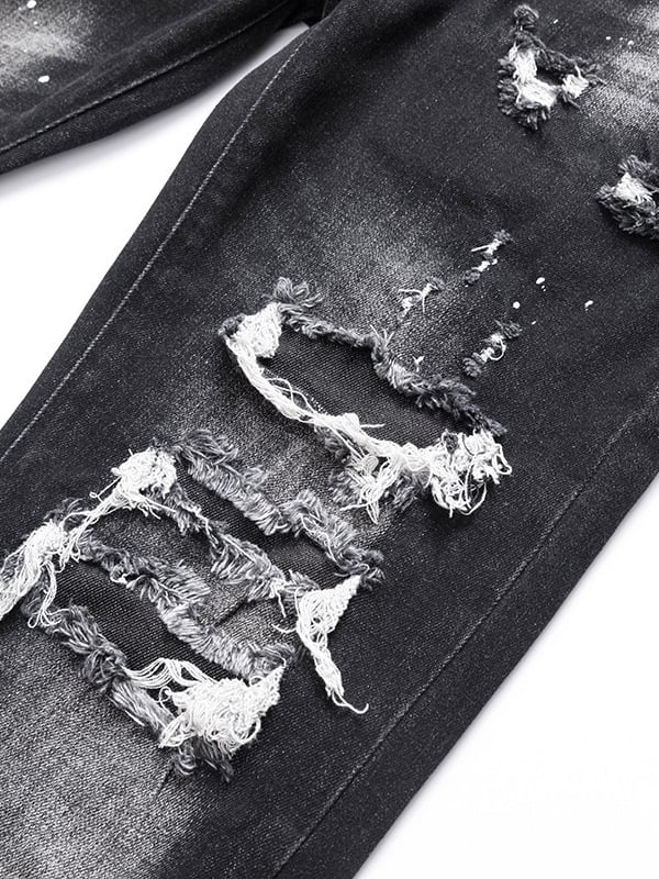 Patchworkos farmernadrág, karcsúsított fazon, középmagas derekú, cipzáras záródás, enyhe elasztikusság