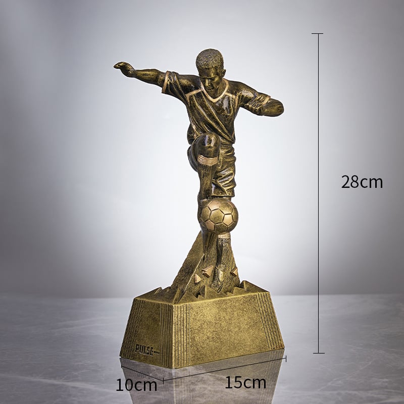 Gyanta karakter-szobor futball- és kosárlabda figurákkal asztali díszítéshez – kreatív dekoráció, ajándék