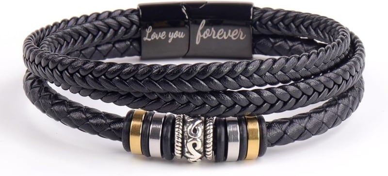 Bőr karkötő, uniszex punk stílus, elektroplakolt felület, 2025 tavasz, kéz ékszerei