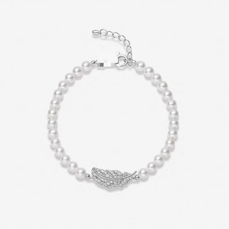 Gyöngy karkötő – levél alakú, női, egyszerű, gyöngyökkel készült ékszer, 2025 tél kiadás