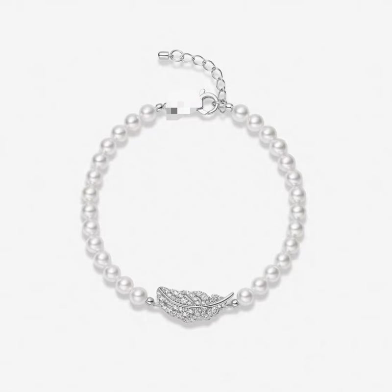 Gyöngy karkötő – levél alakú, női, egyszerű, gyöngyökkel készült ékszer, 2025 tél kiadás